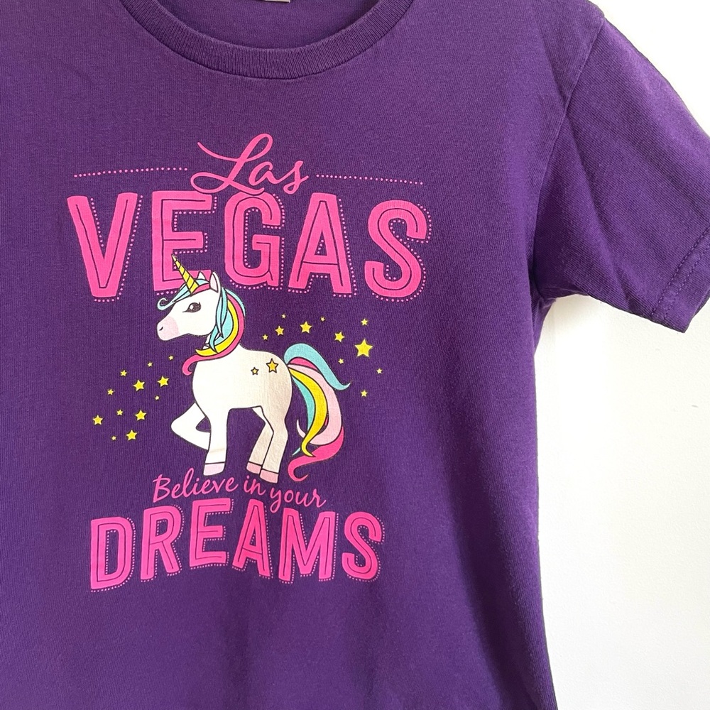 $3 💥🦄 Unicorn Las Vegas Believe in Your Dreams Tee, Grape Purple